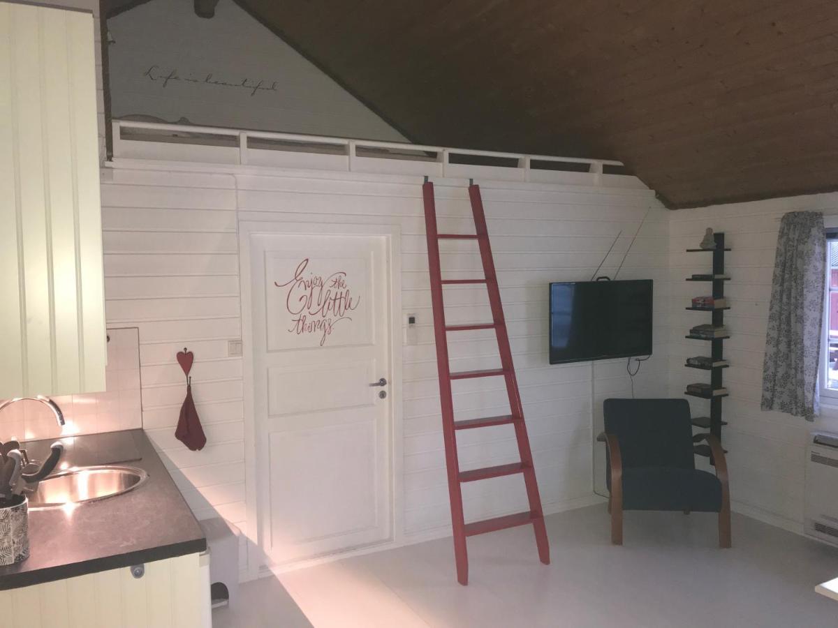 Waterfront Twin Cabin Stamsund Εξωτερικό φωτογραφία