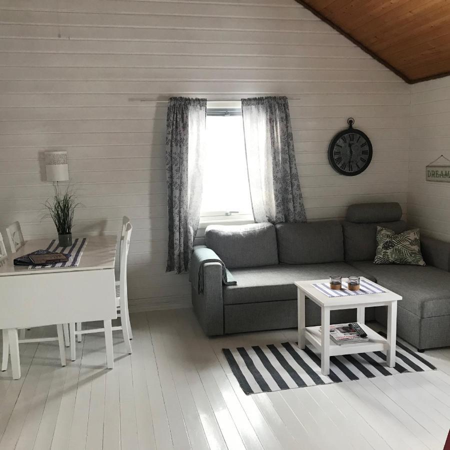 Waterfront Twin Cabin Stamsund Εξωτερικό φωτογραφία